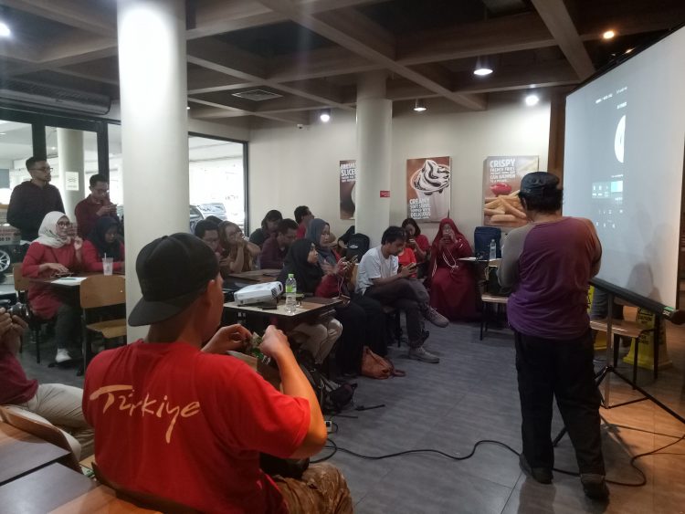 Belajar Vlog Bersama Kang Dudi, Mau Tahu?